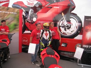 Valentino ROSSI chez Ducati !